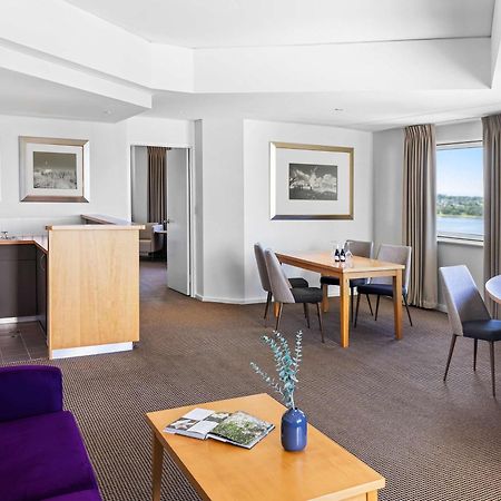 Novotel Perth Langley Luaran gambar