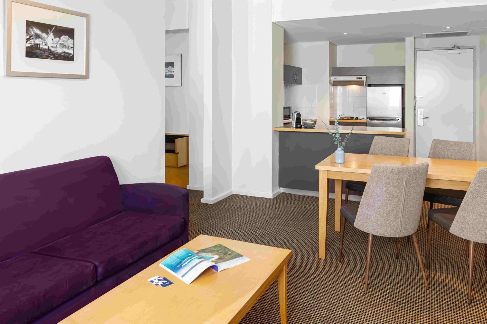 Novotel Perth Langley Luaran gambar